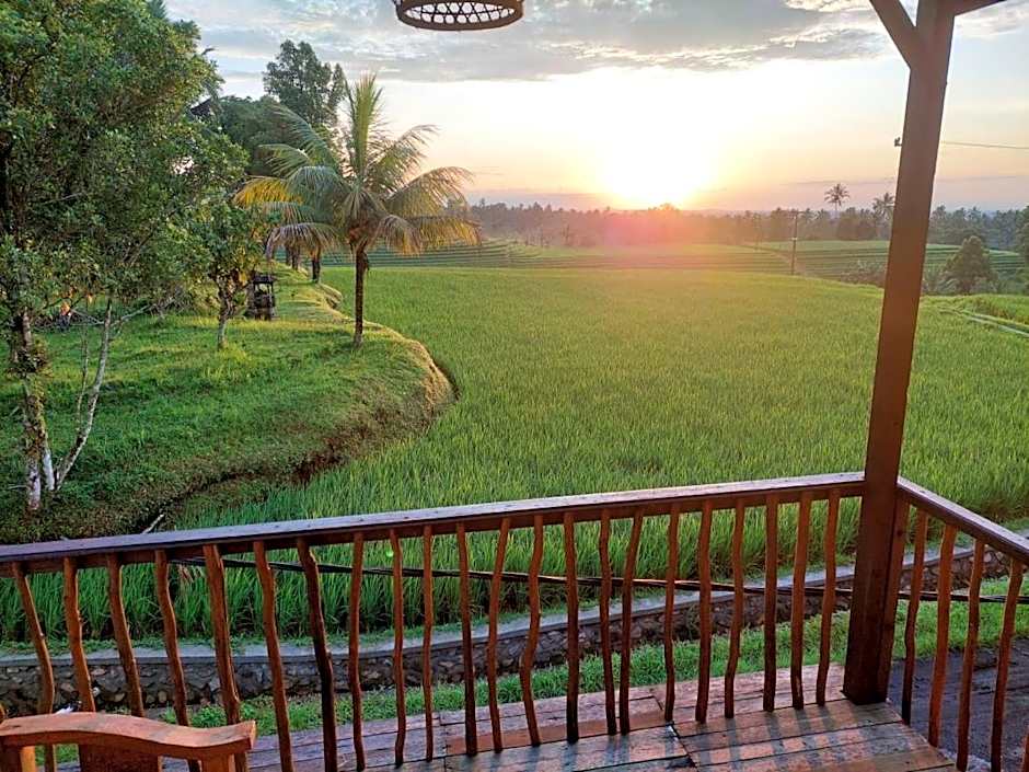 GubuG Art 1 Villa Bali