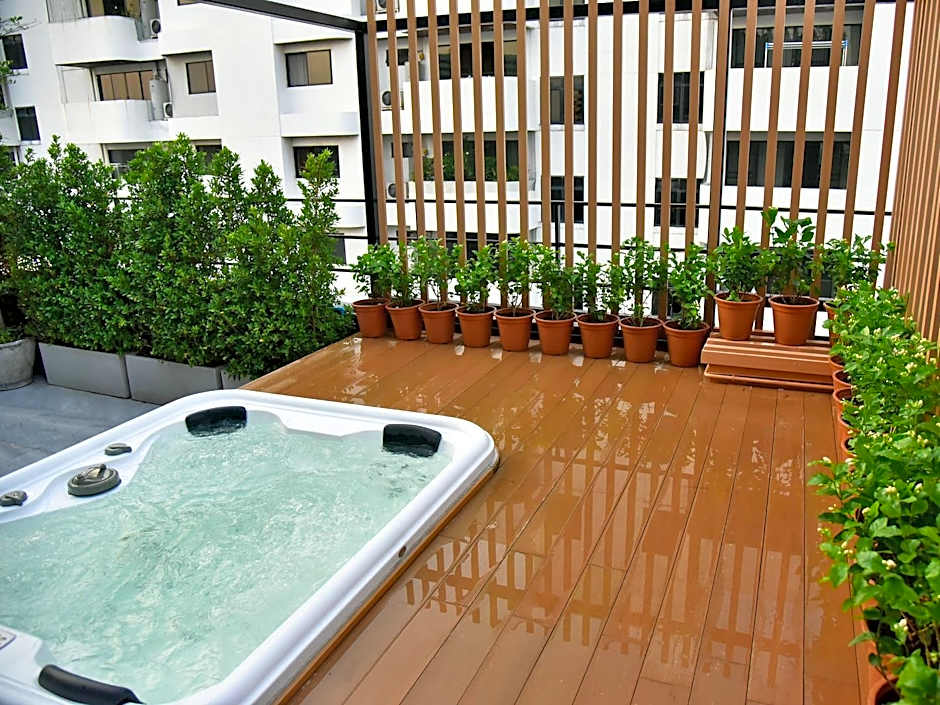 The Kaze 34 Hotel and Serviced Residence