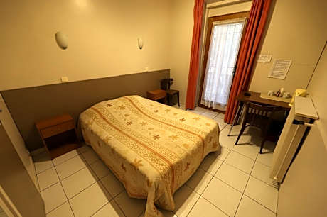 Economy Double Room
