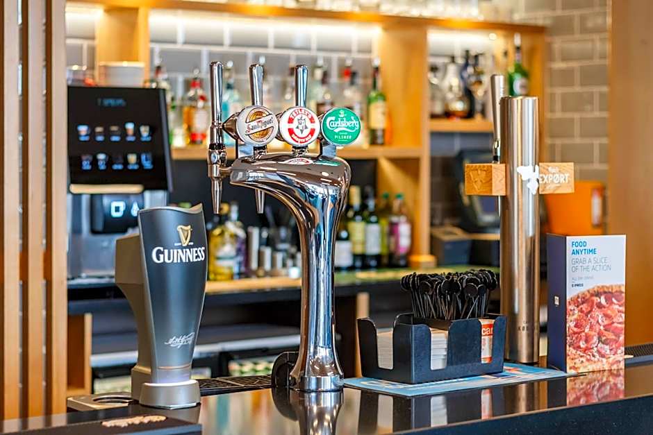 Holiday Inn Express Walsall M6 J10 By IHG