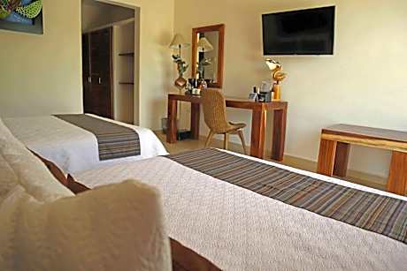 Deluxe King Room with Private Pool