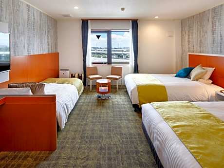 Deluxe Triple Room