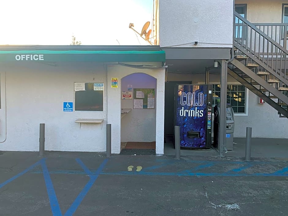 Budget Motel