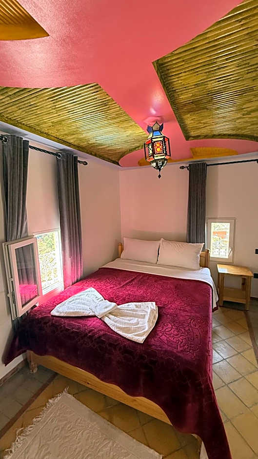 Hotel New Mars Dades
