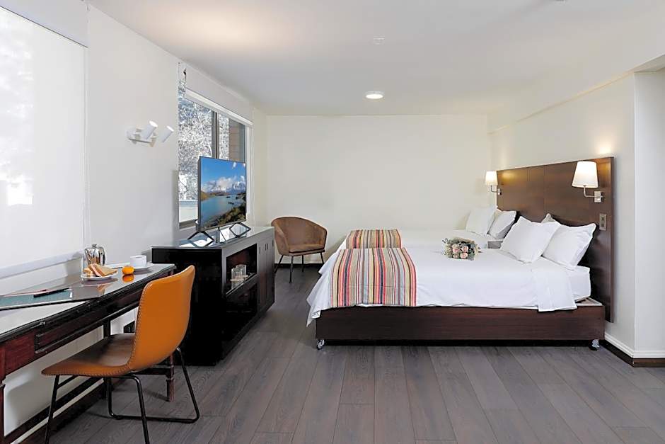 MR Express (ex Hotel Neruda Express)