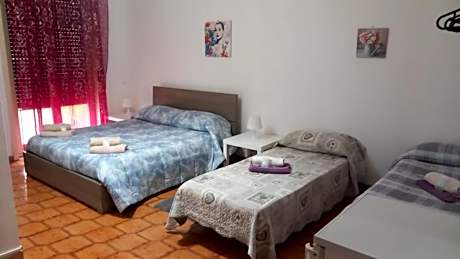 Quadruple Room with Private Bathroom