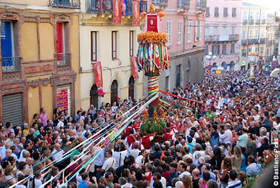 Le Finestre Su Via Cavour – Sassari, NJ