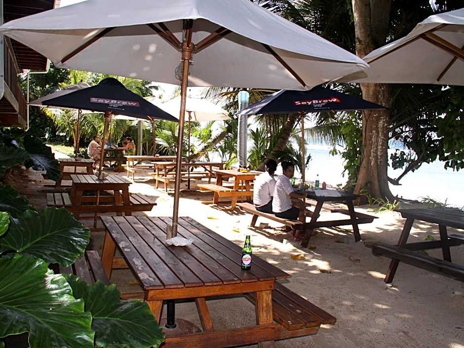 Surfers Beach Self Catering Chalets