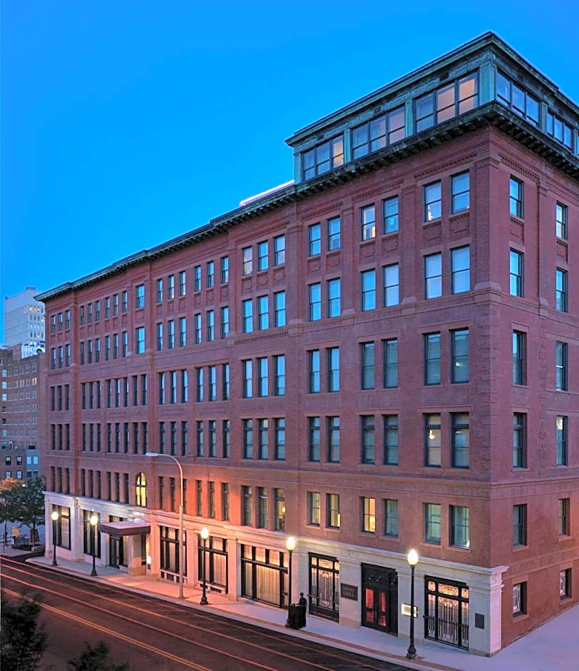 Hotel Savoy Kansas City, Tapestry Collection by Hilton