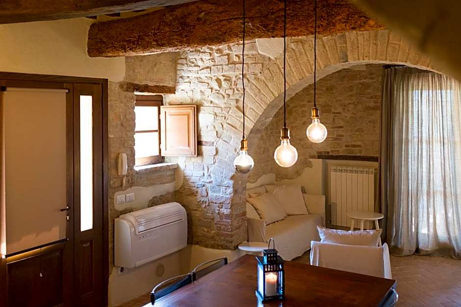 Umbria Country Shelter