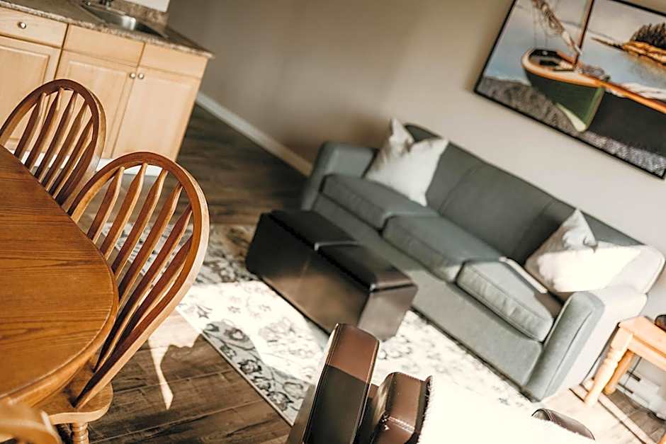 Page's Inn on Silva Bay