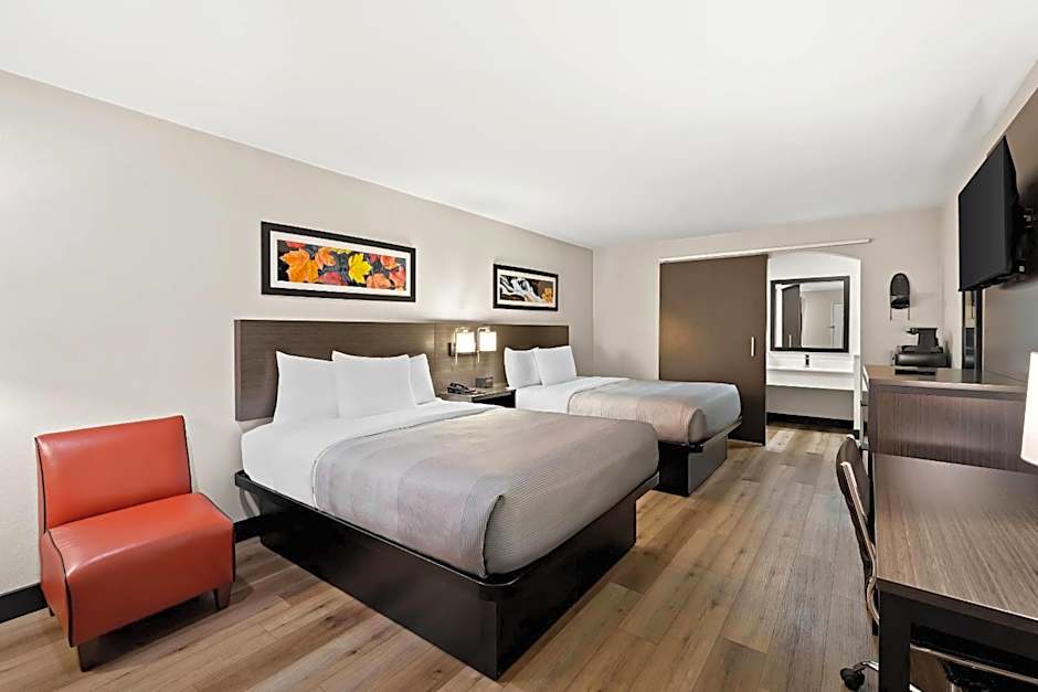 Quality Inn & Suites Dumas