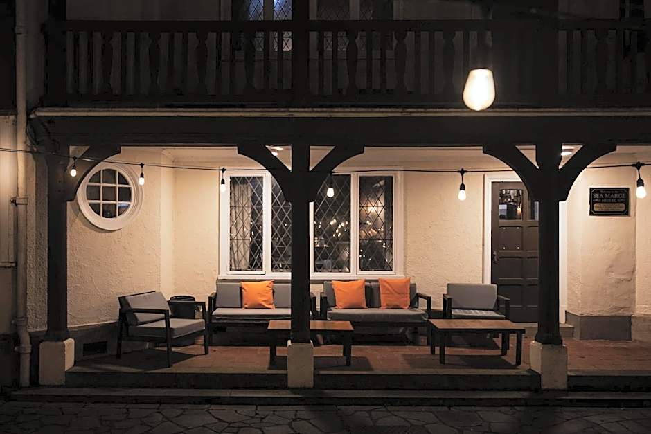 Sea Marge Hotel