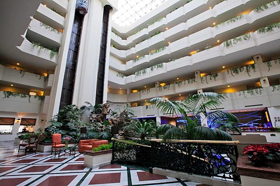 HS HOTSSON Hotel Leon