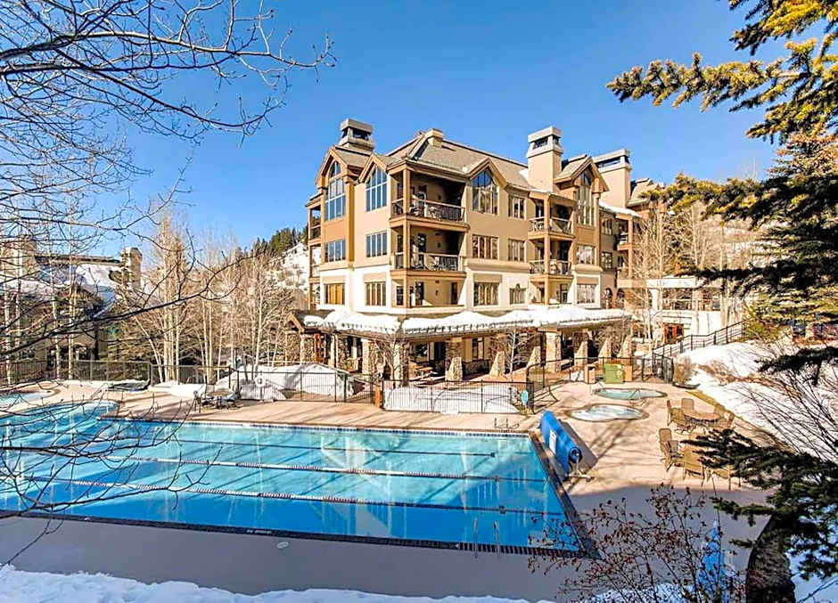 Highlands Townhome by Vail Realty