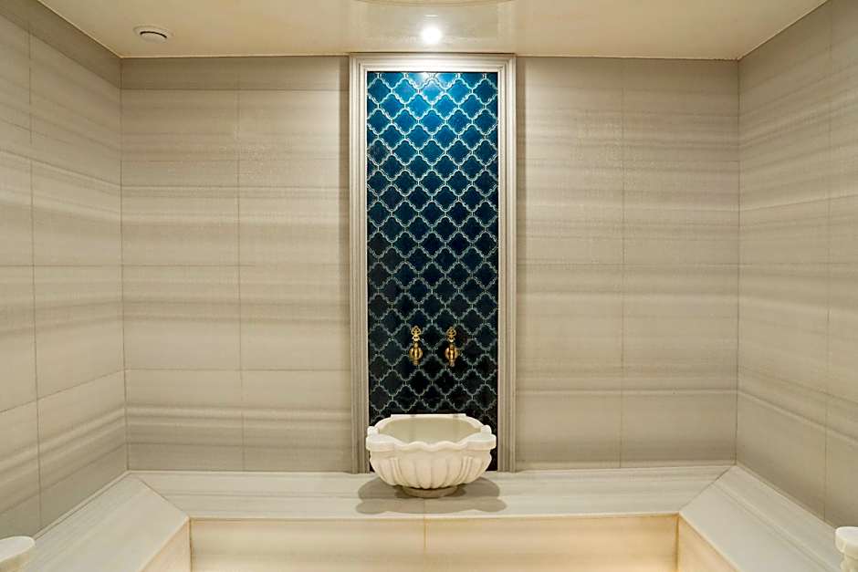 The Superior Living Kagithane