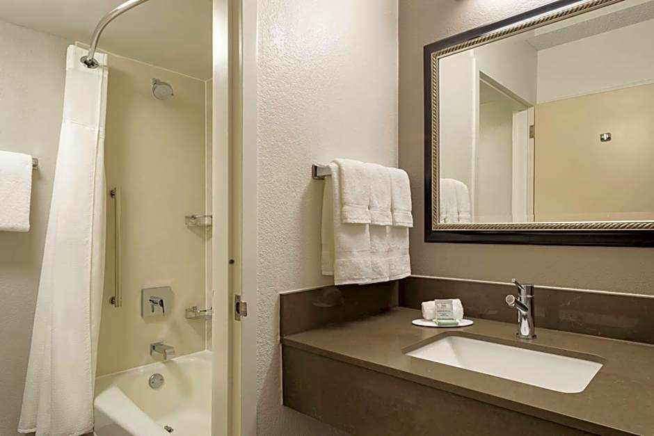Courtyard by Marriott Anaheim Buena Park