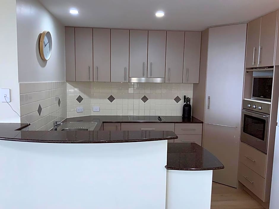 Meridian Alex Beach Apartments