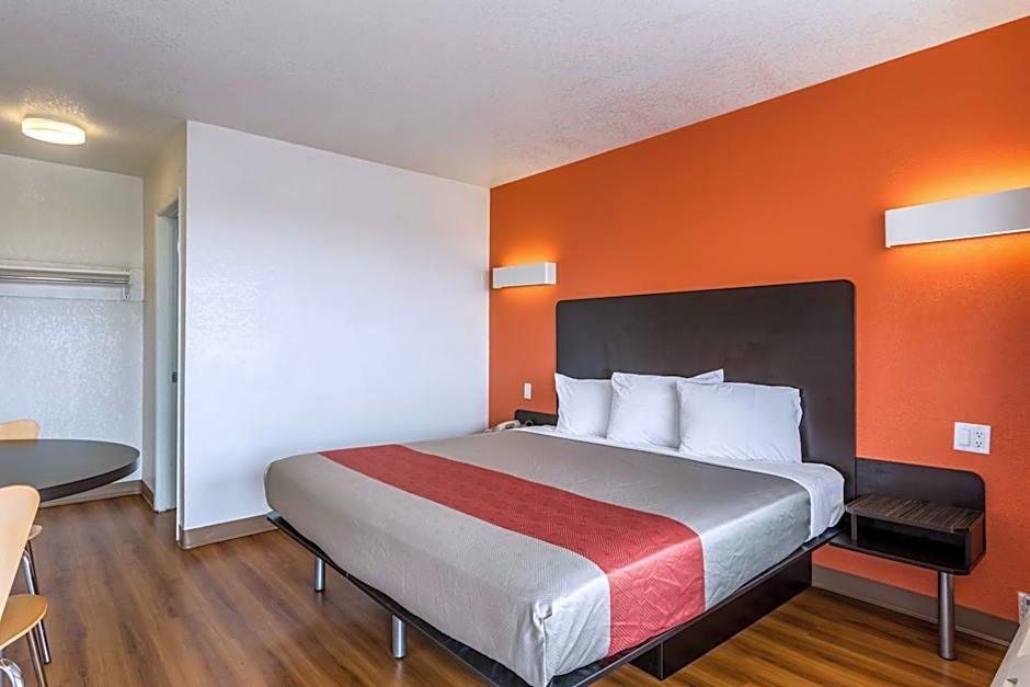 Motel 6 Albuquerque Northeast