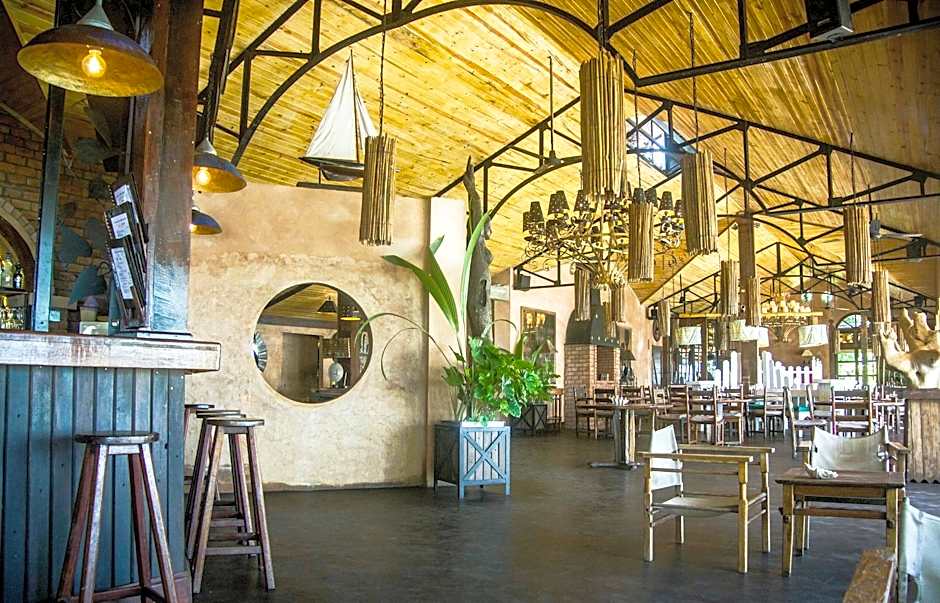 Princesse Bora Lodge & Spa