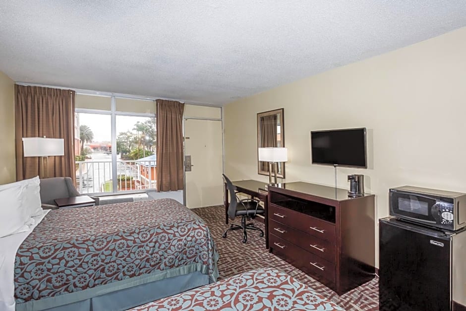 Days Inn by Wyndham Melbourne