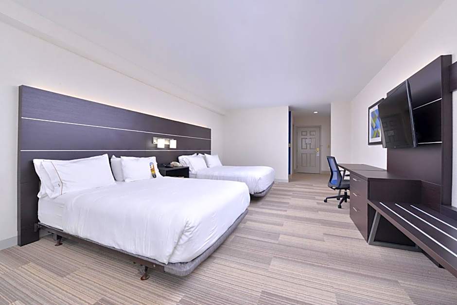 Holiday Inn Express Mystic By IHG