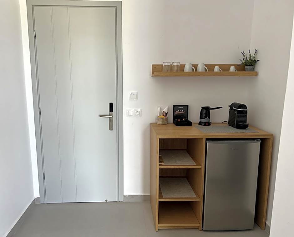 Kythera Beach Apartments