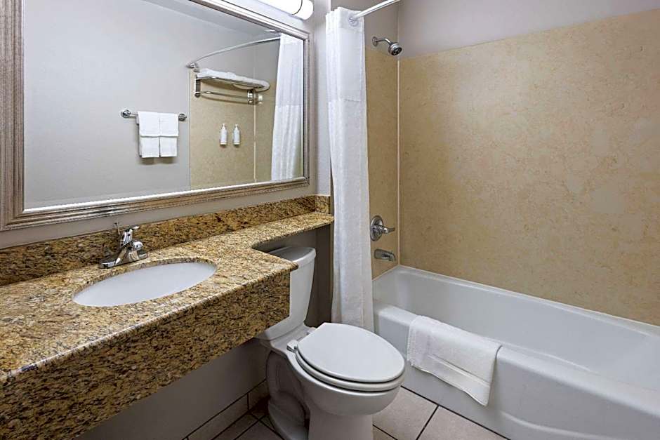 Days Inn by Wyndham Jackson Downtown