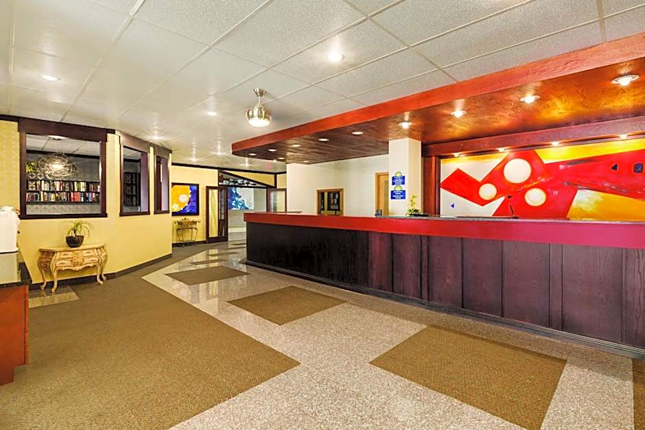 Days Inn by Wyndham Vermilion