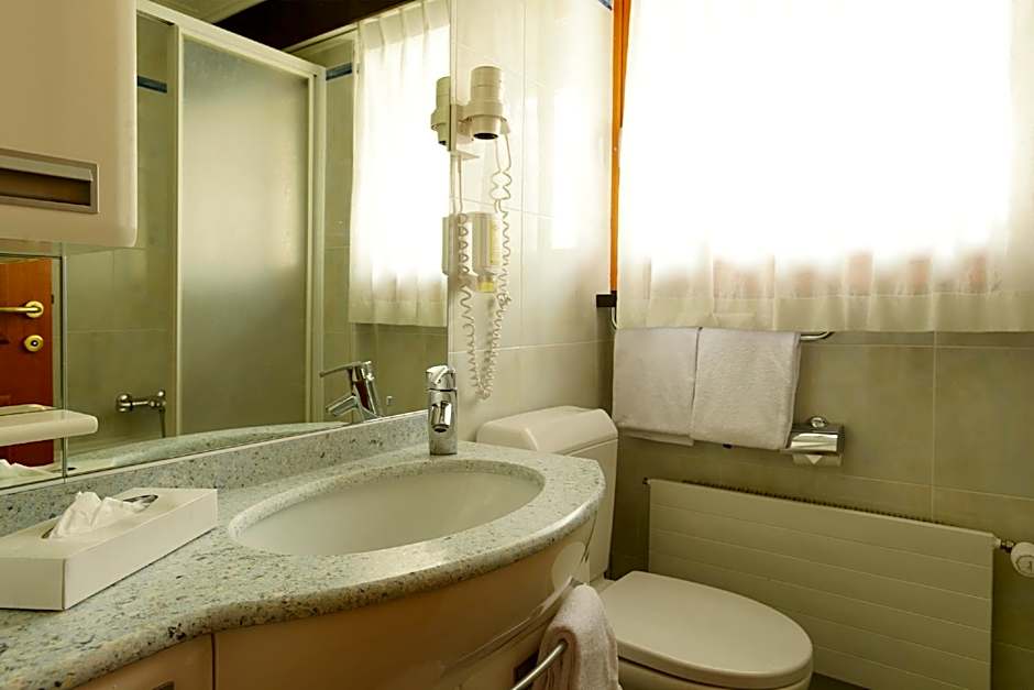 Hotel Hemizeus & Iremia Spa