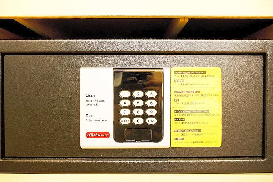 No.1 New Yorker Hotel