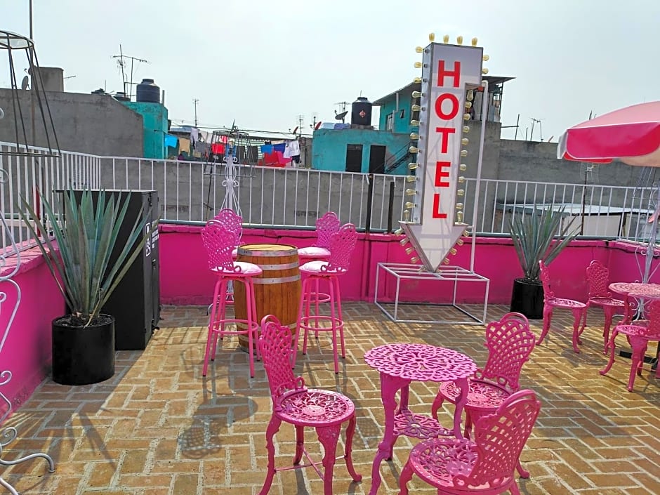 Mala Vecindad Beer Hotel
