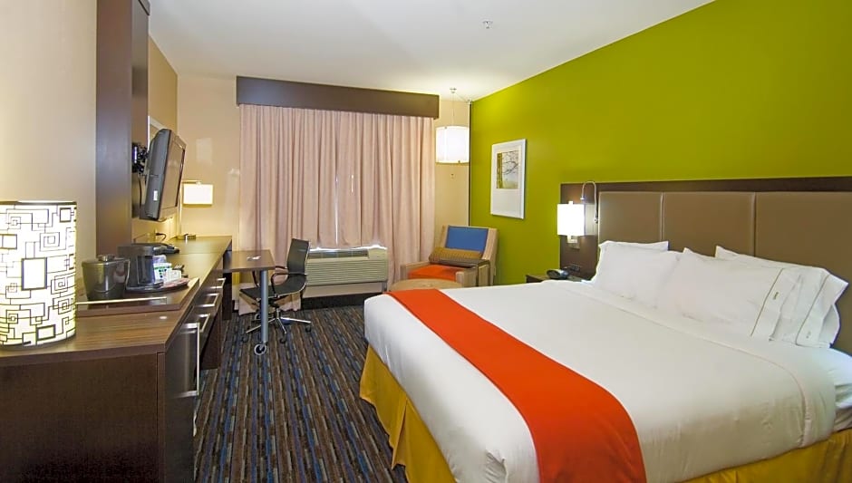 Holiday Inn Express Fulton, an IHG Hotel