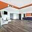 Super 8 by Wyndham Montgomery I-65