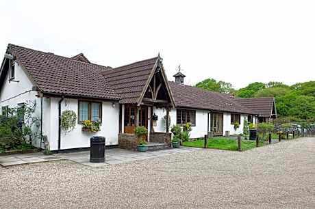 Little Foxes Hotel
