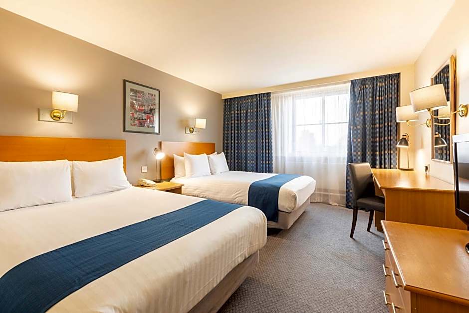 Holiday Inn London Sutton By IHG