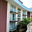 Country Hotel & Suites