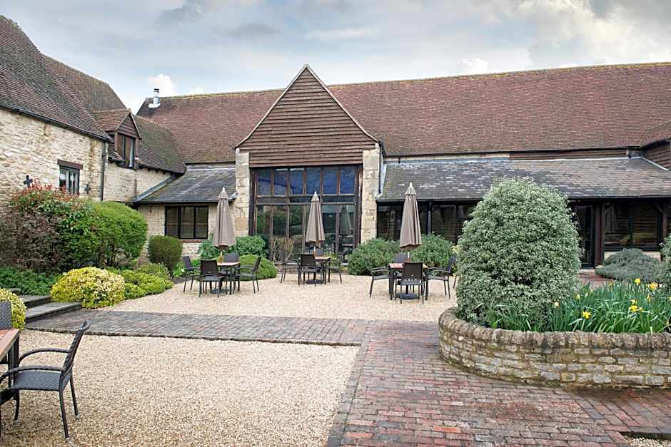 Voco Oxford Thames By IHG