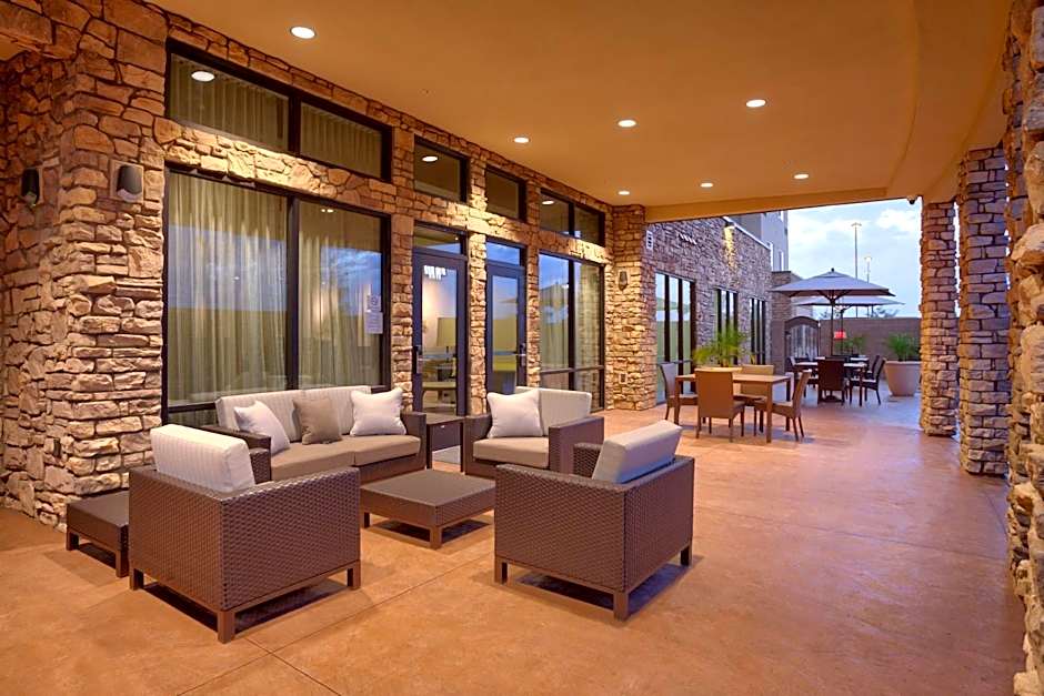 Courtyard by Marriott Phoenix Mesa Gateway Airport