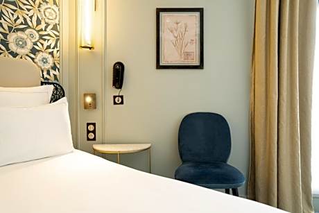 Triple Deluxe Room