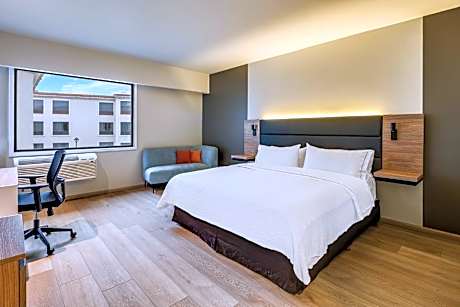 Fiesta Inn Monterrey La Fe