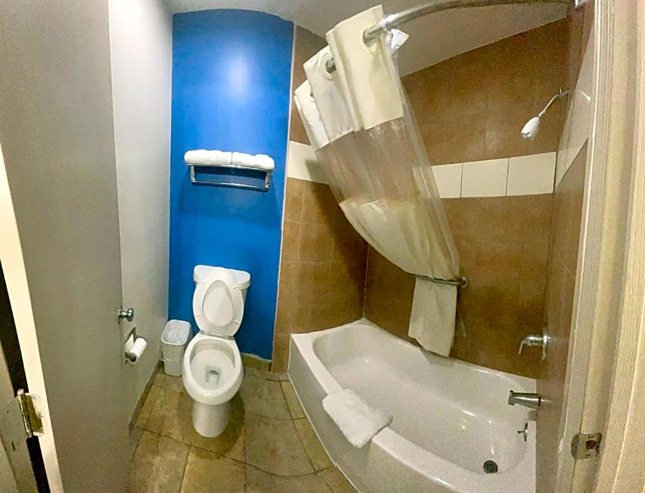 Travelodge by Wyndham Junction City