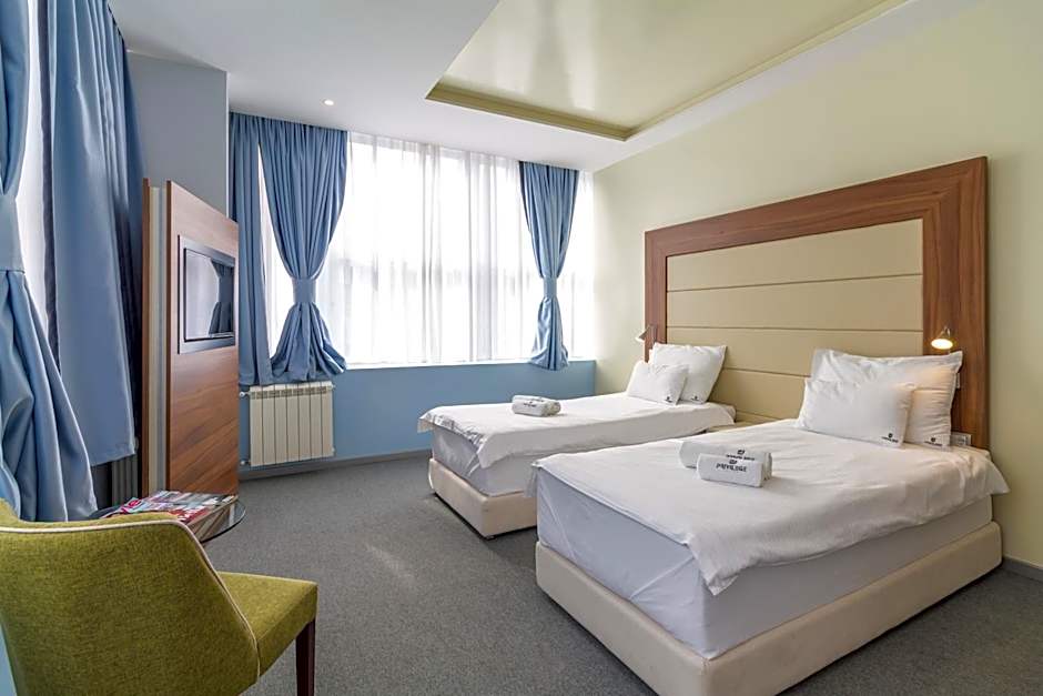 Privilege Suites by Central Park