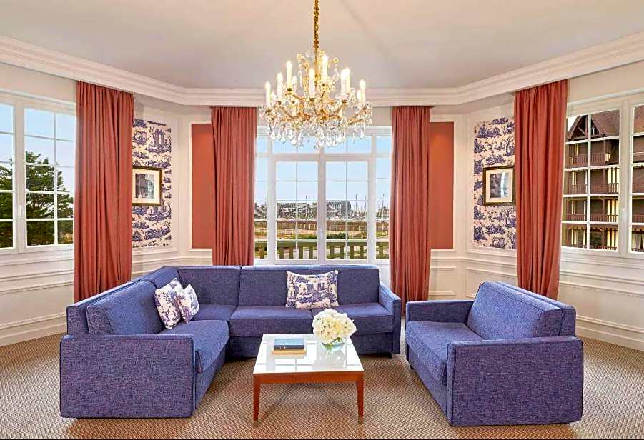 Hotel Barriere Le Normandy