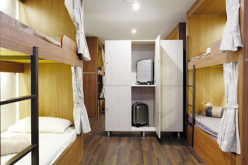 Barcelona & You Hostel Sagrada Familia