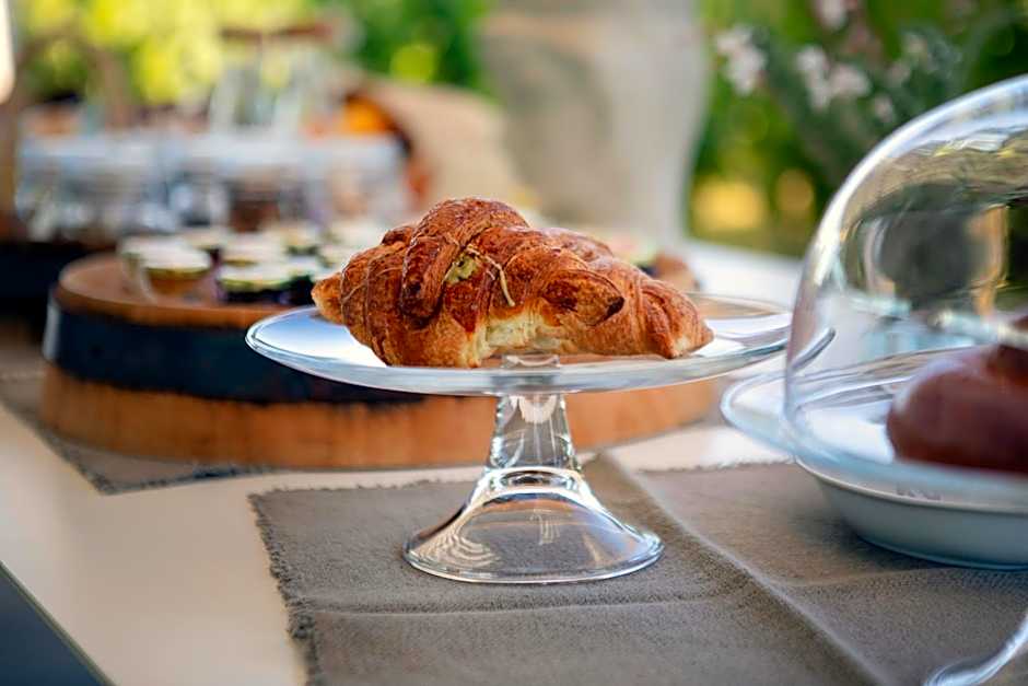 Tenuta di Castellaro Winery & Resort