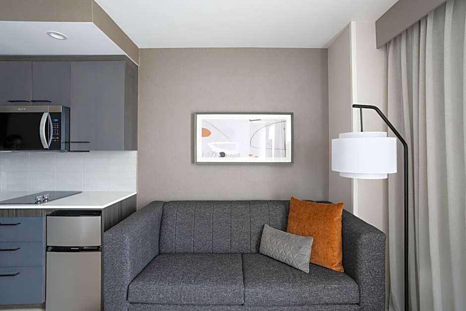 Hyatt House Washington Dc / Downtown/ Convention Center