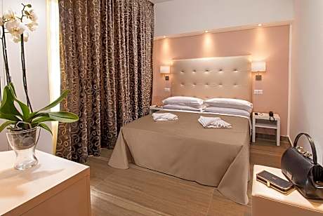 Family Room (6 Adults) - Annex