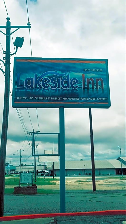 Lakeside inn