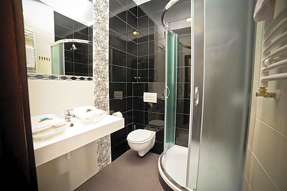 World Hostel - Old Town